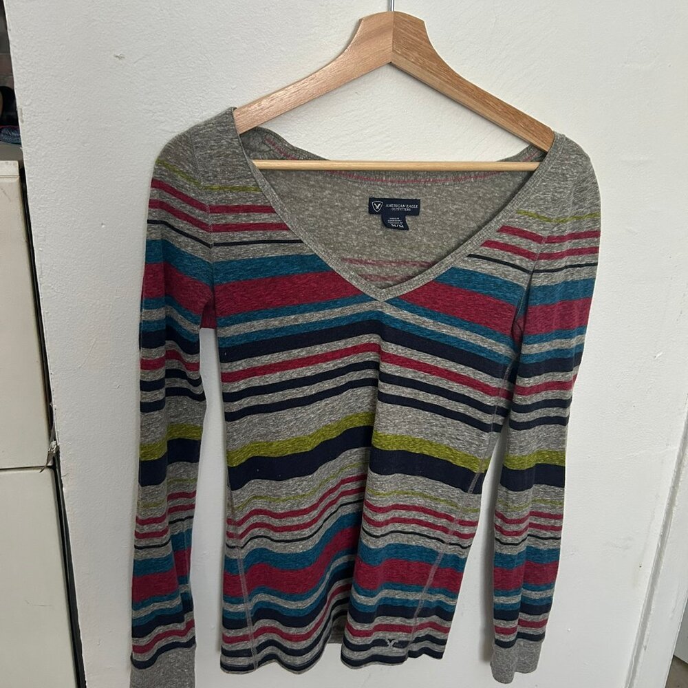 American Eagle striped long sleeve v-neck tee, size M